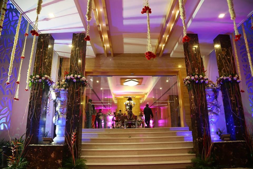 Wingston A Treehouse Hotel Goverdhan Radha Kund Luaran gambar