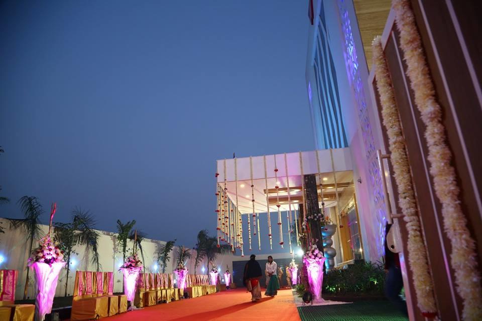 Wingston A Treehouse Hotel Goverdhan Radha Kund Luaran gambar
